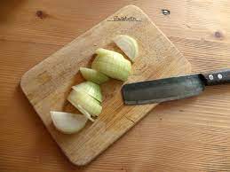 best knife for chopping onions